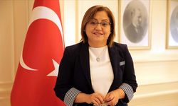 Fatma Şahin'den Venezuela'ya anlamlı yardım