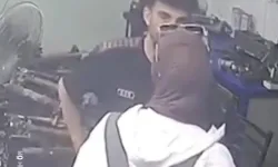 Erkeklere cinsel tacizde bulunan kadın gözaltına alındı