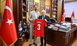 MHP Lideri Bahçeli, milli futbolcu Demiral’ı kabul etti