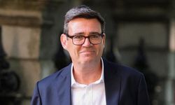 İngiltere'nin yeni Başbakanı Andy Burnham oldu