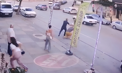 Taciz şüphelilerine engel oldu! 72 yaşındaki adamı tekme tokat darbettiler