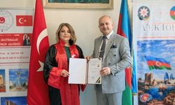 Azerbaycanlı tarihçi Sevinc Abbasova'ya "Uluslararası Altın Yıldız" madalyası