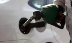Akaryakıtta tabela yine değişiyor! Mazottan sonra benzine de zam geliyor