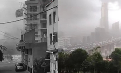 İstanbul'da fırtına hayatı felç etti! Çatılar uçtu, uçaklar havada tur attı