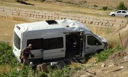 Batman'da feci kaza! Minibüs ile otomobil çarpıştı: Çok sayıda yaralı var