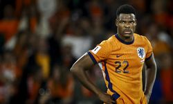 Real Madrid, Denzel Dumfries'i kadrosuna kattı