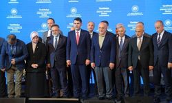 Bakan Kurum: Madem devlet yoktu da saatte 23 konutu kim yaptı?