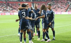 Fenerbahçe, Samsunspor karşısında 3 puanı 2 golle aldı