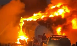 Tanker yangını ormana sıçradı! Kilometrelerce araç kuyruğu oluştu