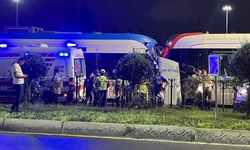 İstanbul'da tramvaylar kafa kafaya çarpıştı