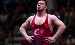 Milli güreşçilerden madalya yağmuru!