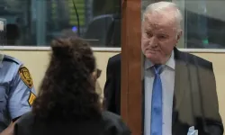 ‘Bosna Kasabı’ olarak bilinen Ratko Mladiç öldü!