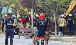 Büyükçekmece'de toprak kayması meydana geldi