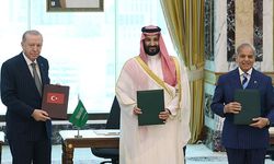 Türkiye, Suudi Arabistan ve Pakistan üçlü savunma anlaşmasını imzaladı