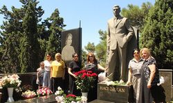 Zarife Guliyeva’nın oğlu mezarı başında anıldı