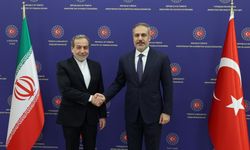 Dışişleri Bakanı Fidan, İranlı mevkidaşı Arakçi ile görüştü