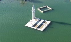 Sular çekildi, eski köy ortaya çıktı