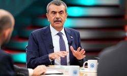 Bakan Tekin'den 'beyaz önlük' açıklaması