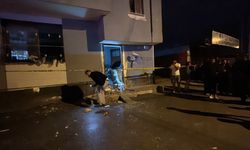 Adana'da 2'si çocuk 5 kişinin bulunduğu eve patlayıcılı saldırı!