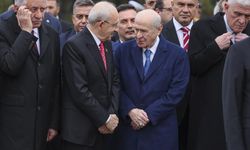 Kılıçdaroğlu ile Bahçeli Anıtkabir’de sohbet etti