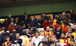 Bakan Osman Aşkın Bak, Galatasaray - Barcelona maçını izledi