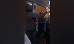 Otobüste panik anları! Yolculara biber gazı sıkıp kaçtı