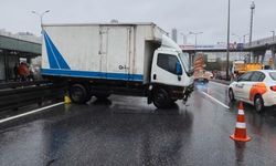 E-5'te trafiği kilitleyen kaza