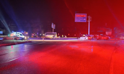 Isparta'da tarım işçilerini taşıyan midibüs ile tır çarpıştı: 17 yaralı