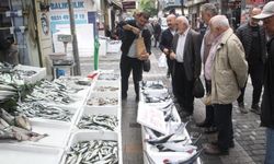 900 gramlık palamut 50 lira: Vatandaş sıraya girdi