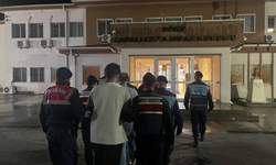 Otelde 14 düzensiz göçmen yakalandı