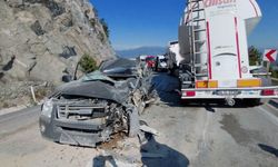 Bolu'da feci kaza! Tır ile pikap çarpıştı: 1 ölü, 2 yaralı