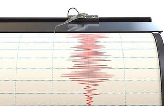 Filipinler'de 7,6 büyüklüğünde deprem