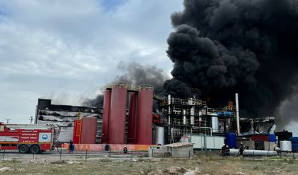 Aksaray'da geri dönüşüm fabrikasında yangın