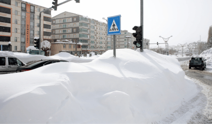 Bitlis'te toplamda 4 metreyi aşacak kadar kar yağdı