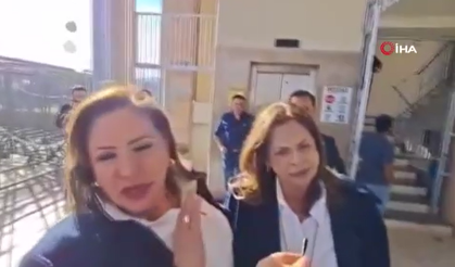 Milletvekilinin sırtına patlayıcı madde isabet etti