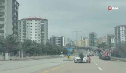 Tartışma sonrası aracın kaputunda metrelerce sürüklendi