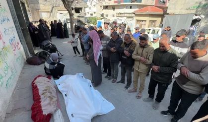 Gazze'de can kaybı 72 bin 560'a yükseldi