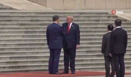 Çin Devlet Başkanı Xi, Trump’ı resmi törenle karşıladı