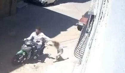 Gaziantep'te vicdanları sızlatan olay! Motosikletli baba kızını darp edip saçından böyle sürükledi