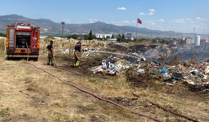 Manisa’da yürekleri ağza getiren yangın