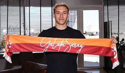 Galatasaray, Aleksei Batrakov ile 5 yıllık sözleşme imzaladı