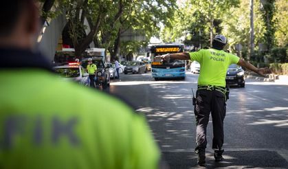 İstanbul'daki bazı yollar trafiğe kapatıldı