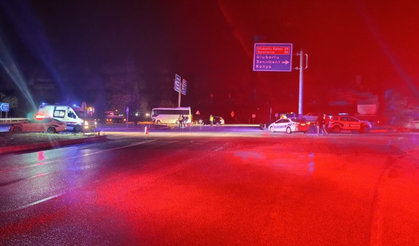 Isparta'da tarım işçilerini taşıyan midibüs ile tır çarpıştı: 17 yaralı