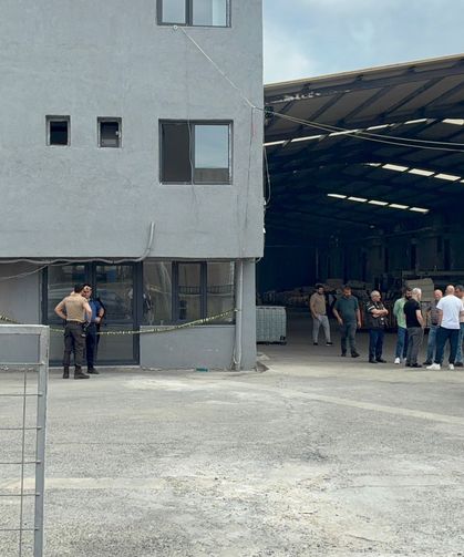 Fabrikada kanlı hesaplaşma! Silahlı ve bıçaklı kavgada 1 ölü, 1 yaralı