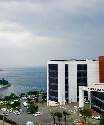 Kuşadası'nda 5 yıldızlı otelde zehrilenme iddiası