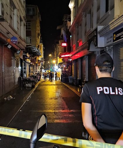 Fatih’te esnaf kavgasında silahlar konuştu: 1 ölü, 1 yaralı