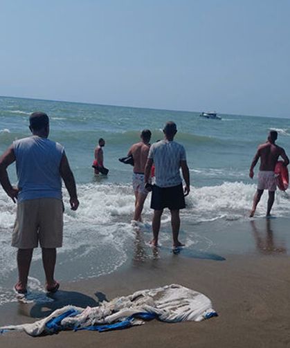 Hatay’da yüzmek için denize giren çocuk boğuldu