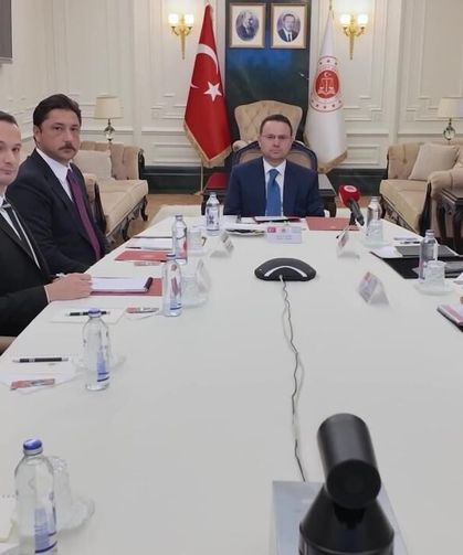 Adalet Bakanı Gürlek, Yunan mevkidaşı Floridis ile görüştü
