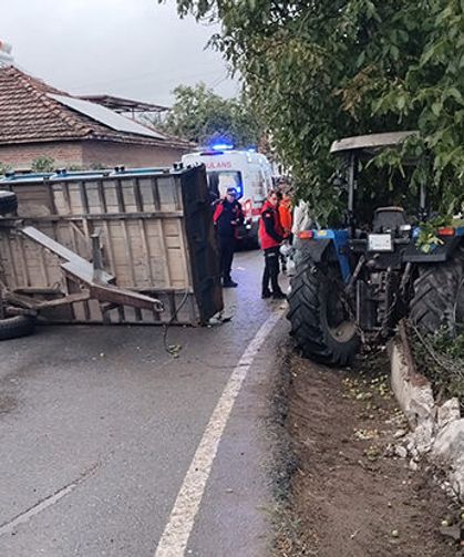 Balıkesir'de traktör römorku devrildi! 23 kişi yaralandı