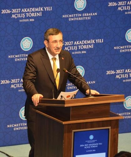 Cevdet Yılmaz: Sosyal medya aslında asosyal medya